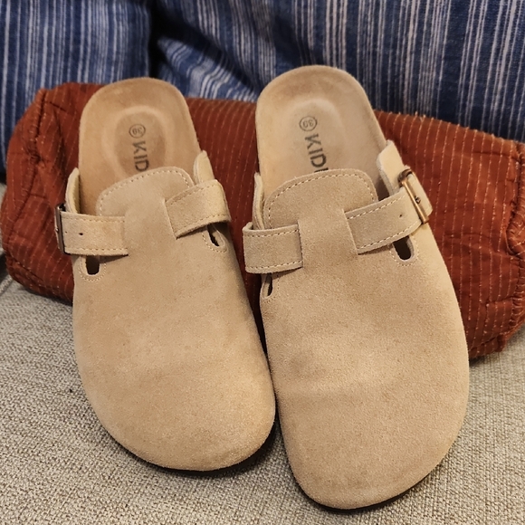 Kidmi Shoes - Tan Suede Slip-On Shoes